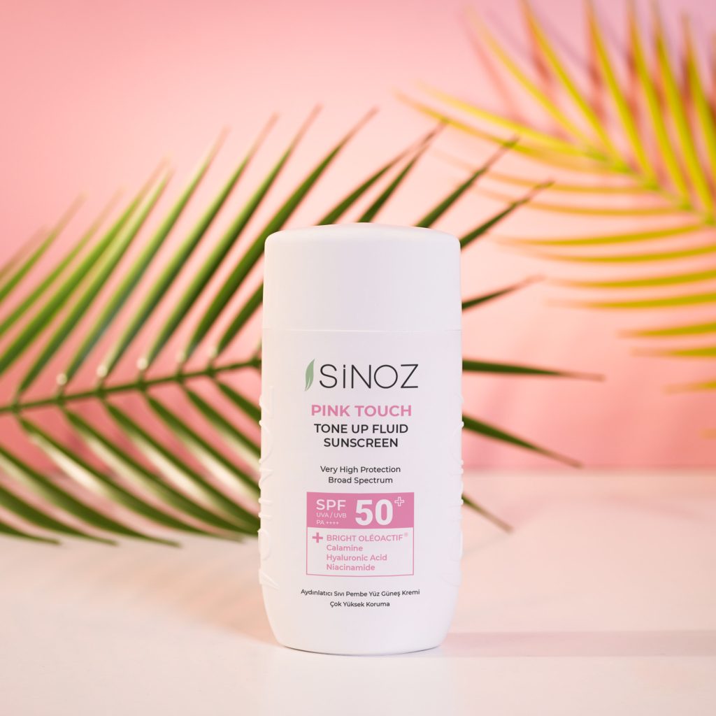 Sinoz SPF50+ Pink Touch Écran Solaire Liquide Éclaircissant SPF 50 + / PA++++